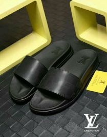 Picture of LV Slippers _SKU438815034691926